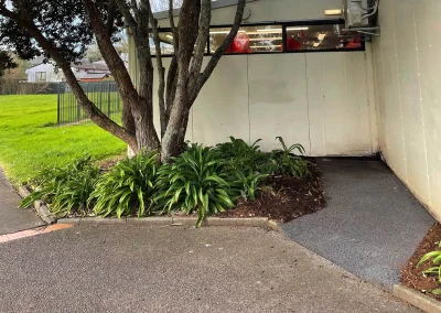 Permeable Concrete New Zealand modern driveway continuous pour installation